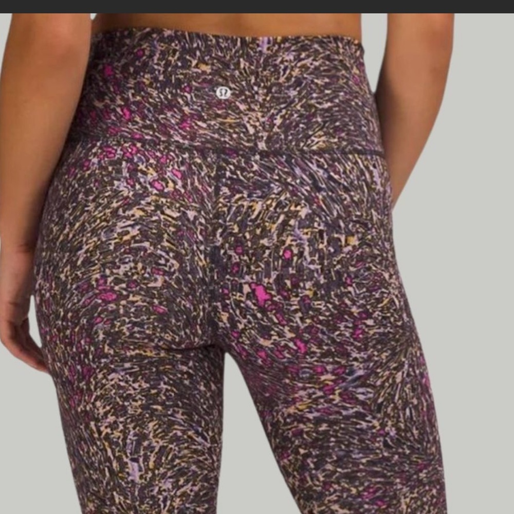 New Lululemon high rise leggings💞